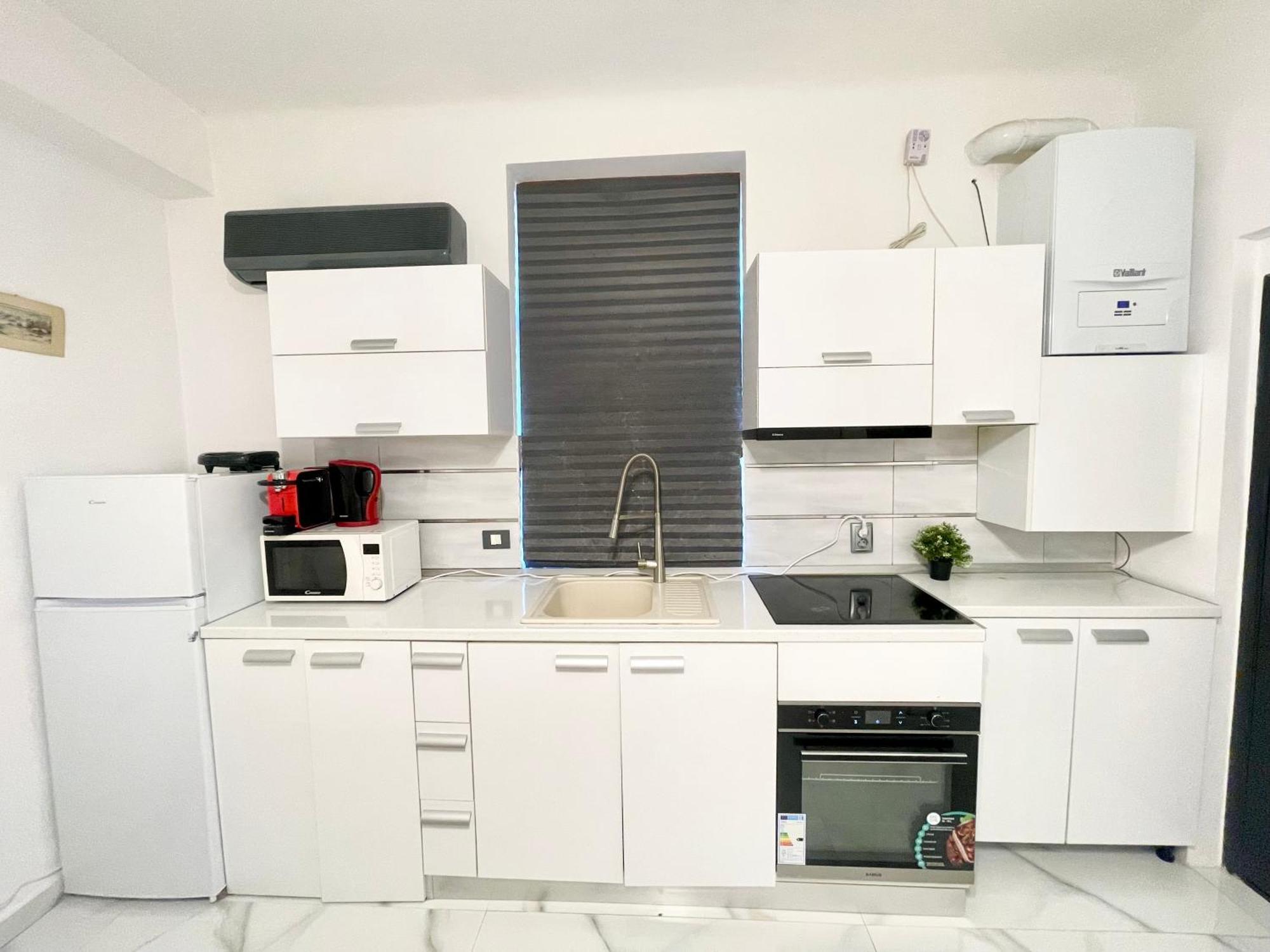White 2 Apartman Bukarest Kültér fotó
