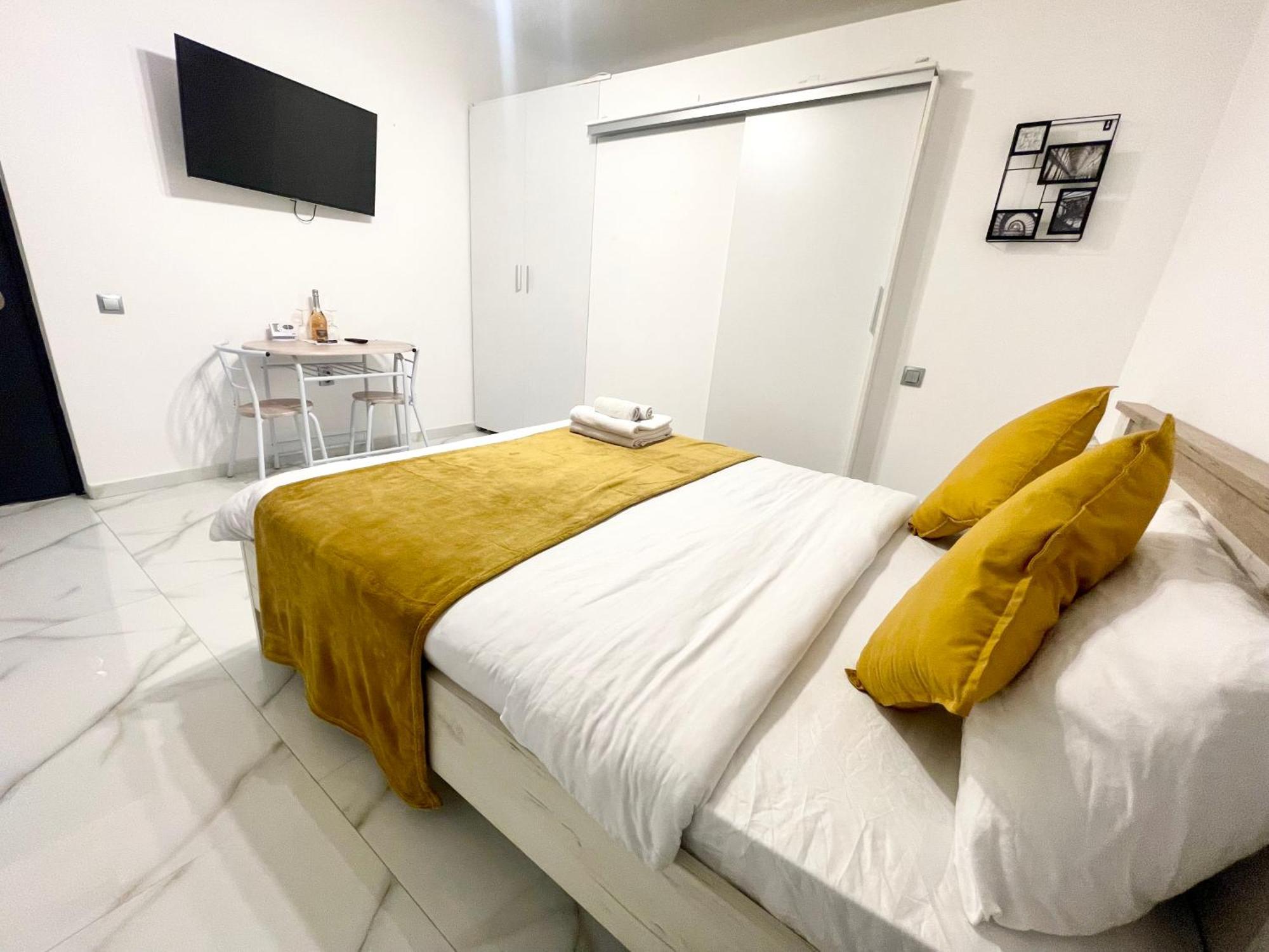 White 2 Apartman Bukarest Kültér fotó